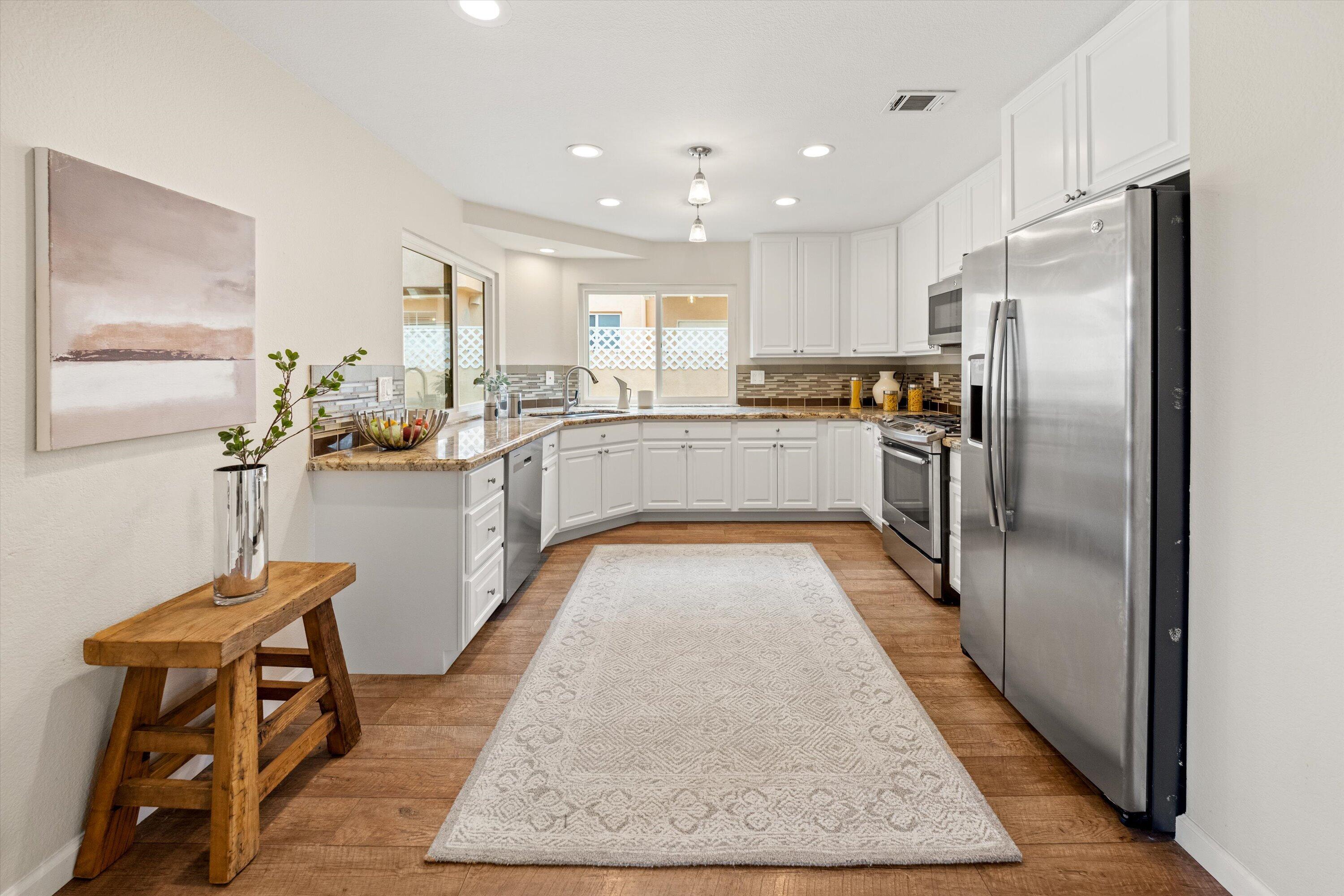 7134 Phelps Road Goleta, CA 93117 - Photo 10 of 55 Kitchen