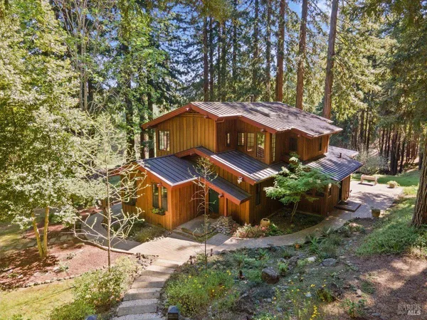 $2,999,000 | 12076 Cloud Ridge Road, Healdsburg, CA 95448