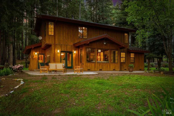 $2,999,000 | 12076 Cloud Ridge Road, Healdsburg, CA 95448