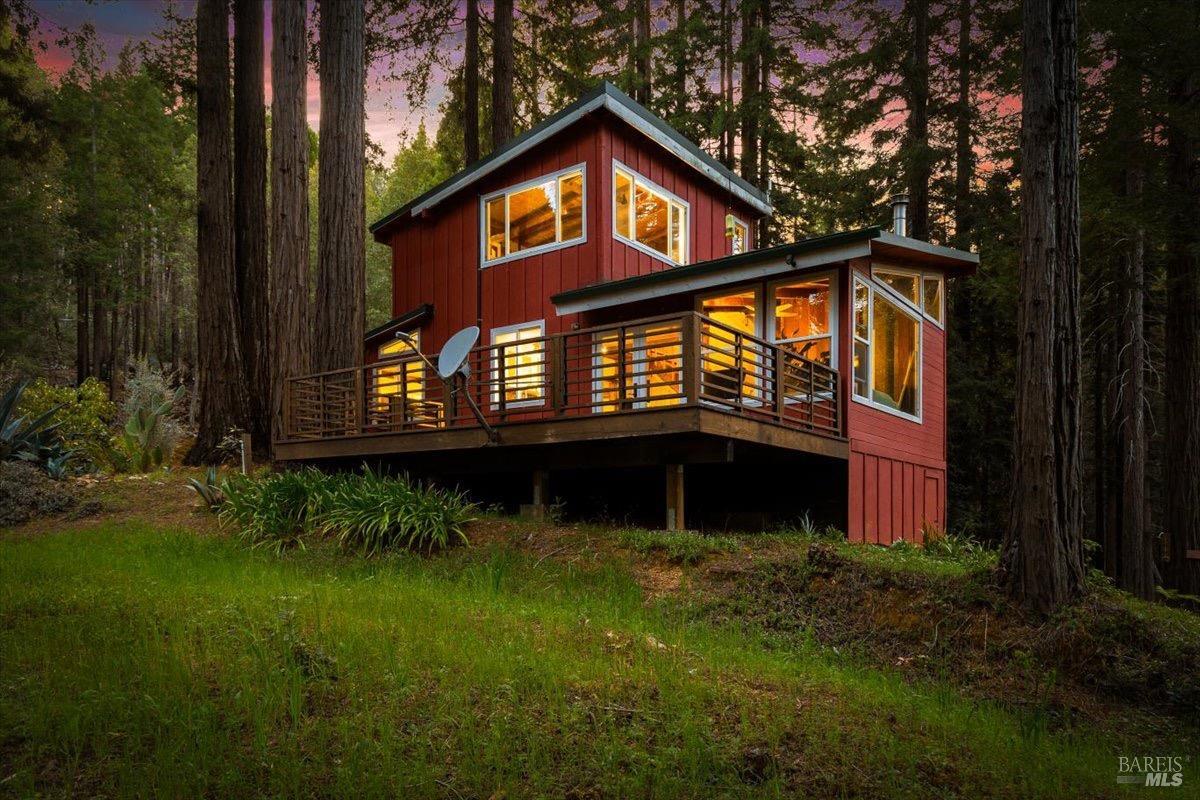 12076 Cloud Ridge Road Healdsburg, CA 95448 - Photo 45 of 72 Back of guest cabin showing large deck to soak in the sunshine.
