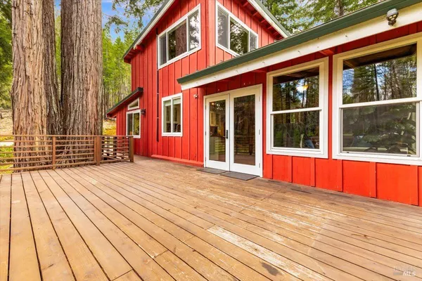 $2,999,000 | 12076 Cloud Ridge Road, Healdsburg, CA 95448