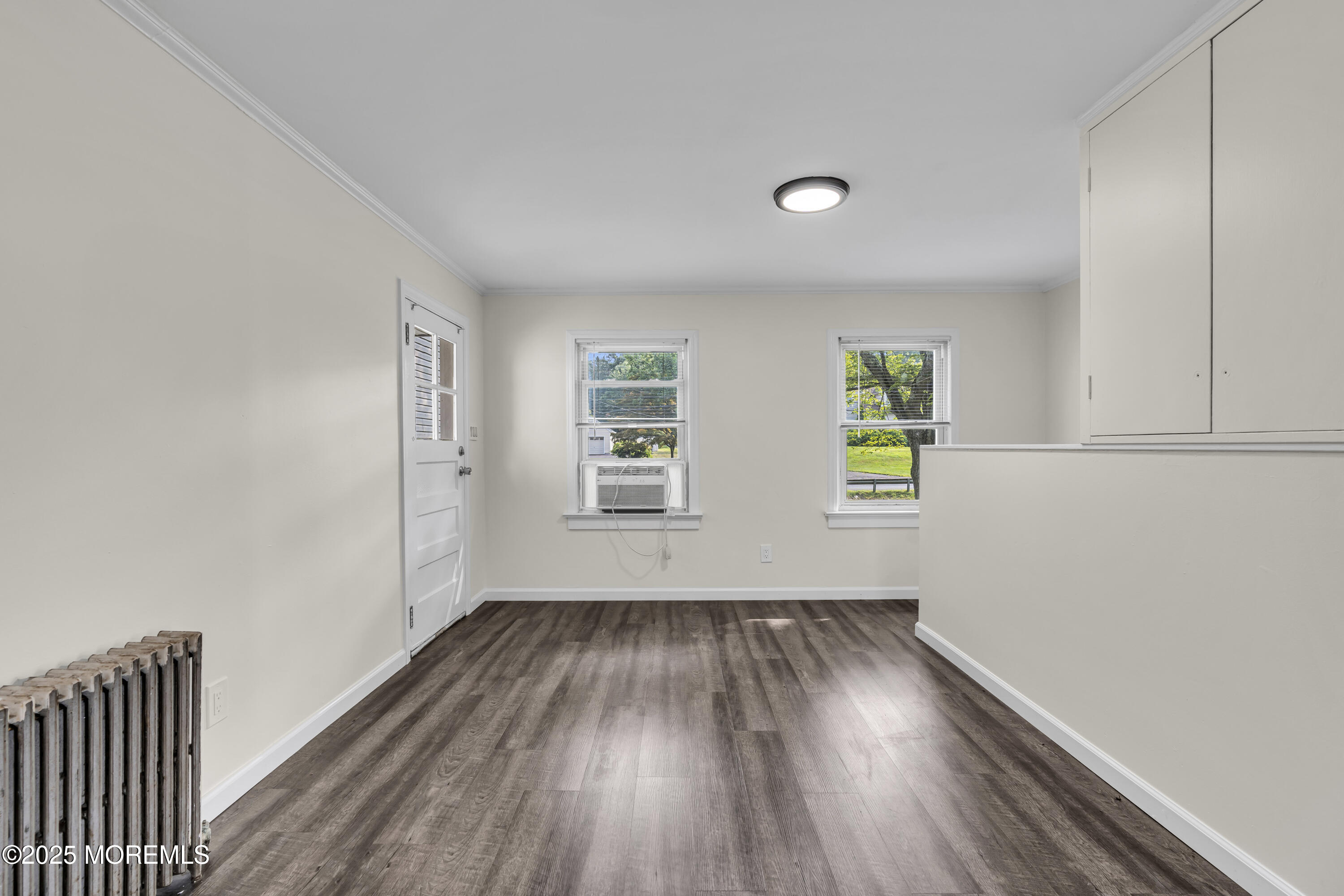 123 Freehold Road Manalapan, NJ 07726 - Photo 19 of 47 123 Freehold Road