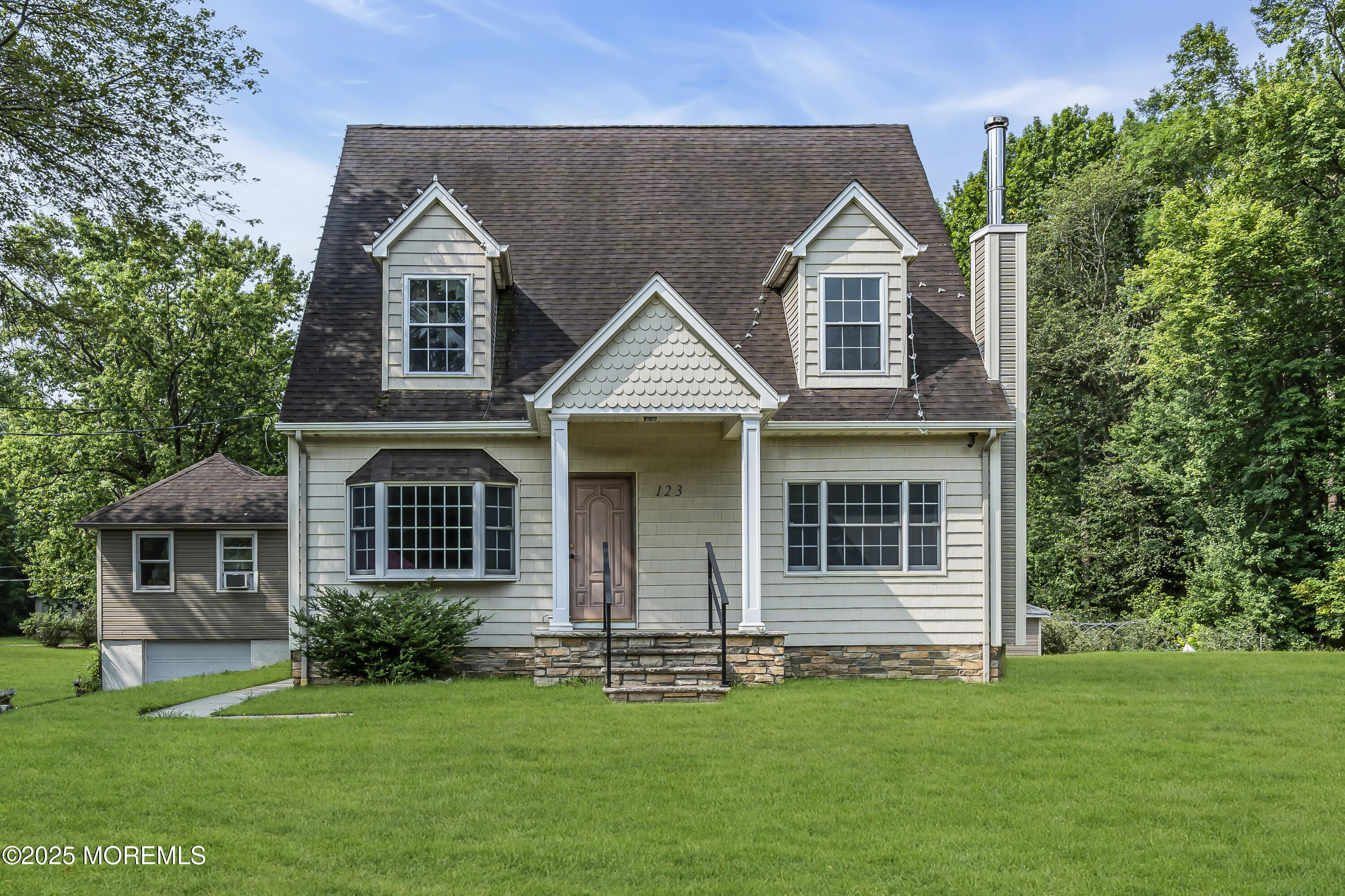 123 Freehold Road Manalapan, NJ 07726 - Photo 25 of 47 123 Freehold Road