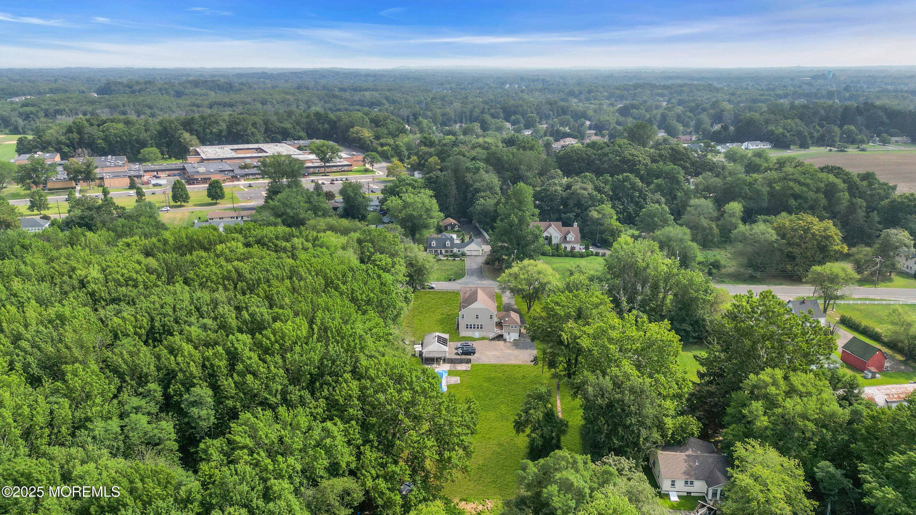 123 Freehold Road Manalapan, NJ 07726 - Photo 27 of 47 123 Freehold Road