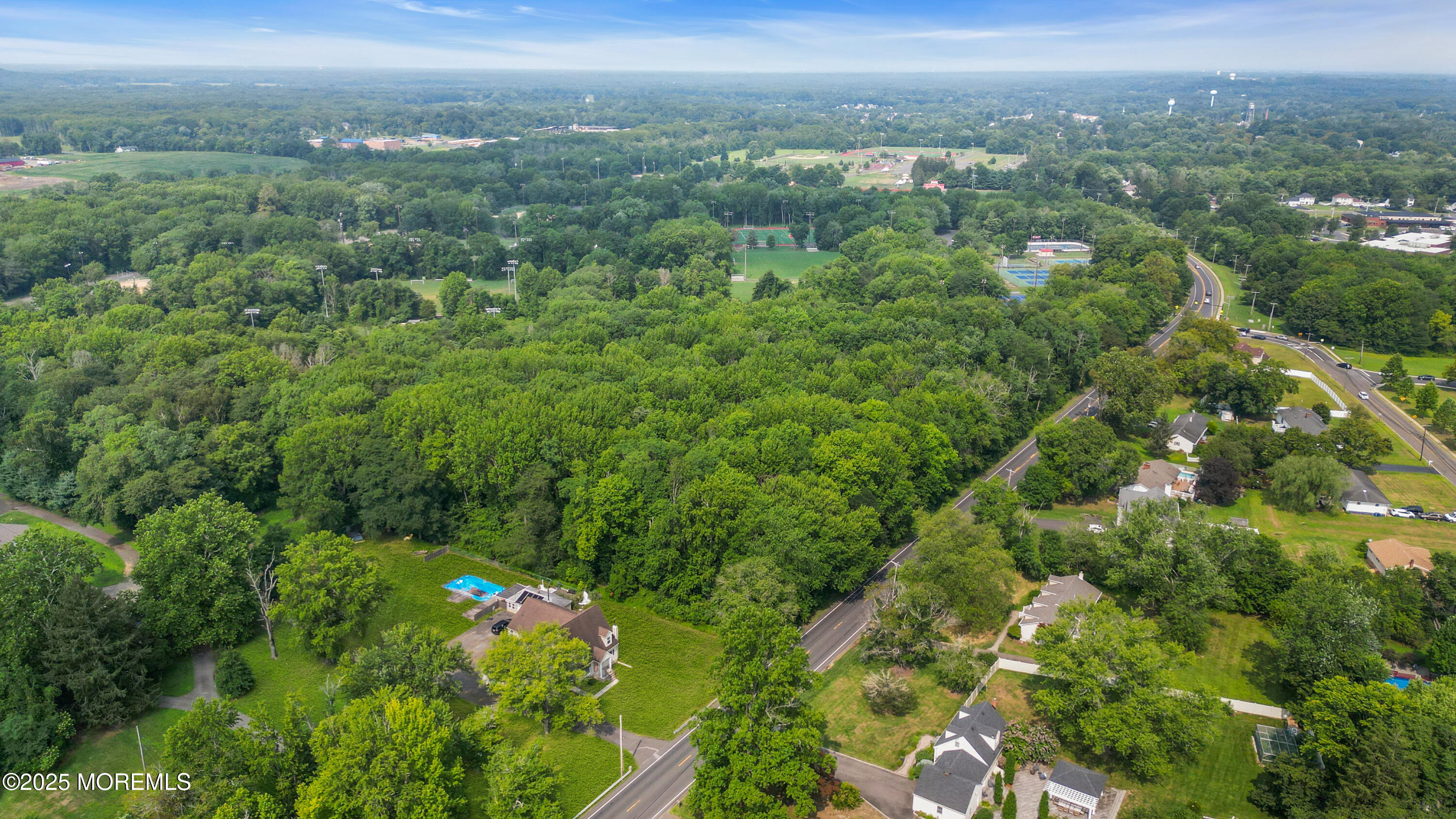 123 Freehold Road Manalapan, NJ 07726 - Photo 29 of 47 123 Freehold Road