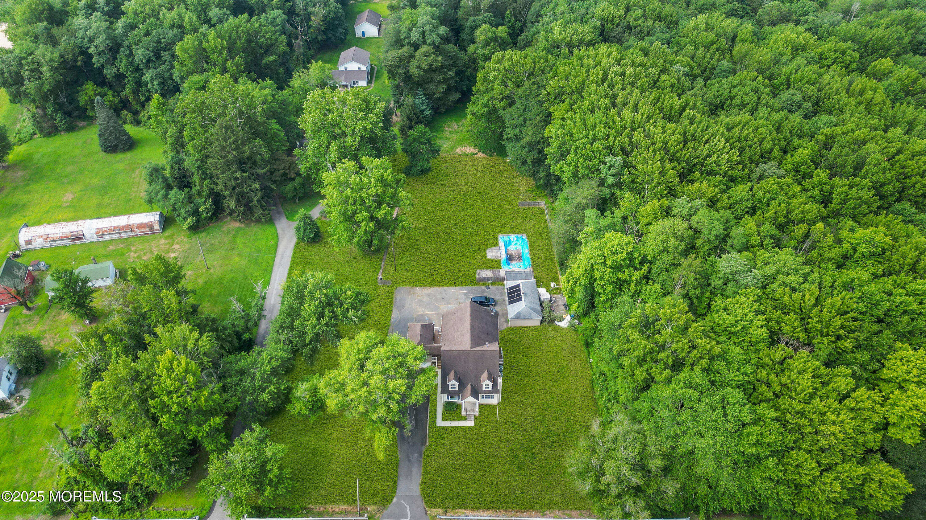 123 Freehold Road Manalapan, NJ 07726 - Photo 34 of 47 123 Freehold Road