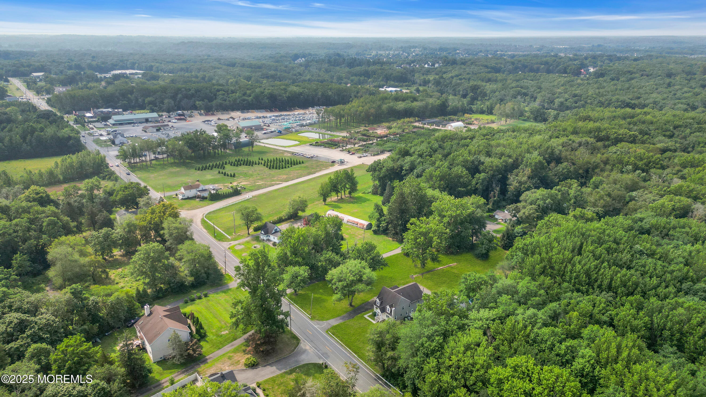 123 Freehold Road Manalapan, NJ 07726 - Photo 38 of 47 123 Freehold Road