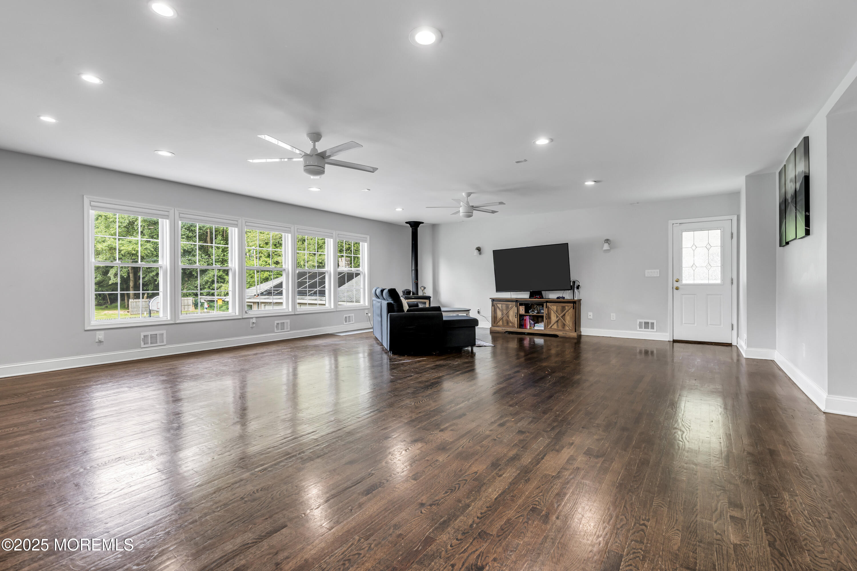 123 Freehold Road Manalapan, NJ 07726 - Photo 40 of 47 123 Freehold Road