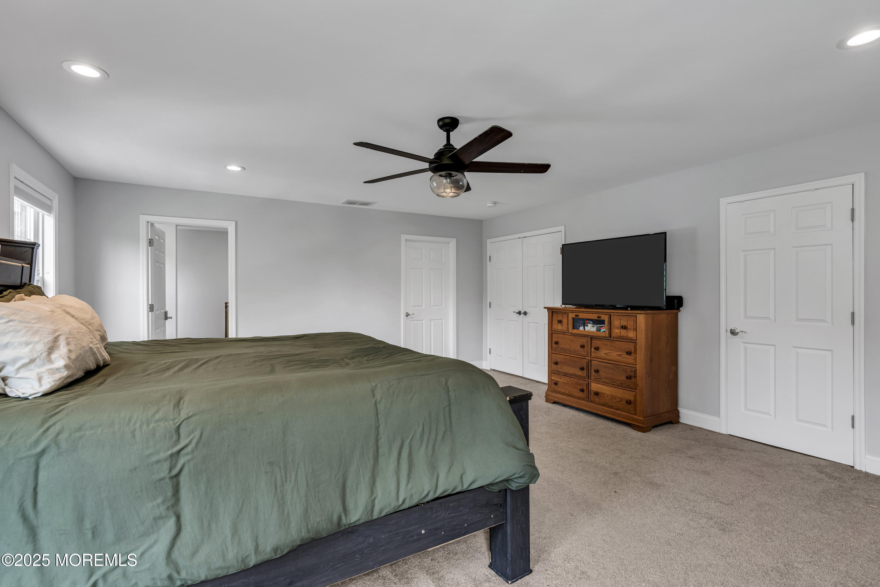 123 Freehold Road Manalapan, NJ 07726 - Photo 4 of 47 123 Freehold Road