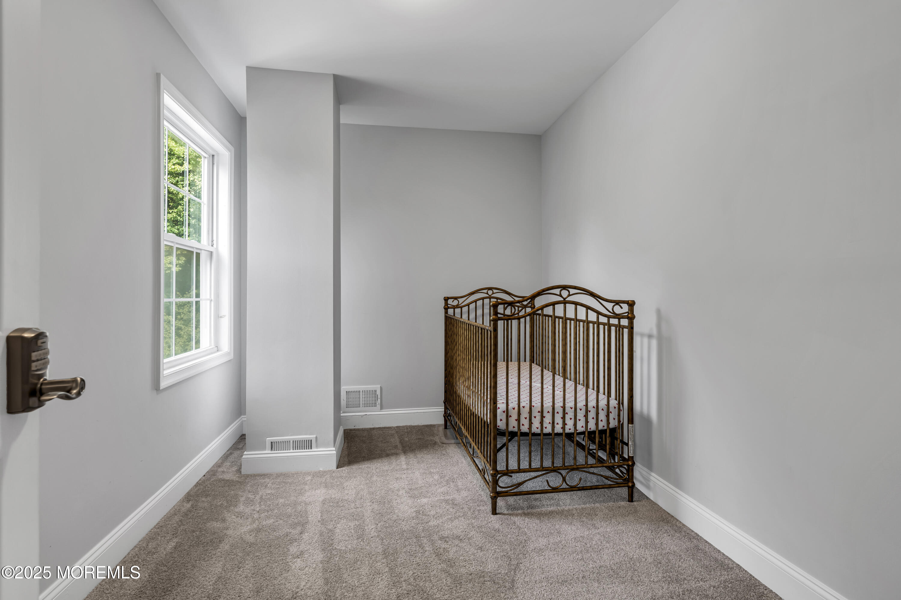 123 Freehold Road Manalapan, NJ 07726 - Photo 5 of 47 123 Freehold Road