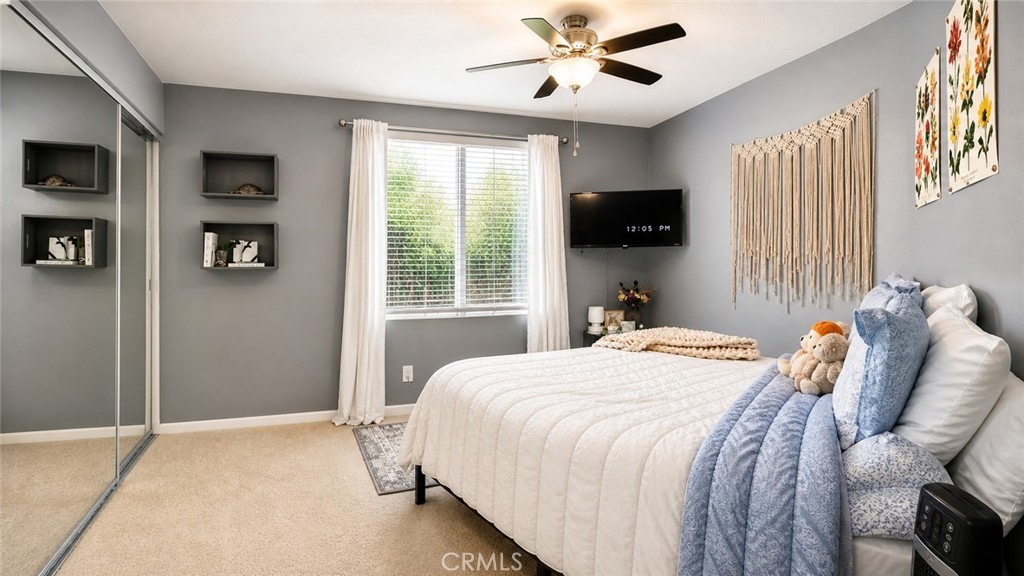 40344 Torrey Pines Road Murrieta, CA 92563 - Photo 23 of 28 Downstairs Bedroom #2