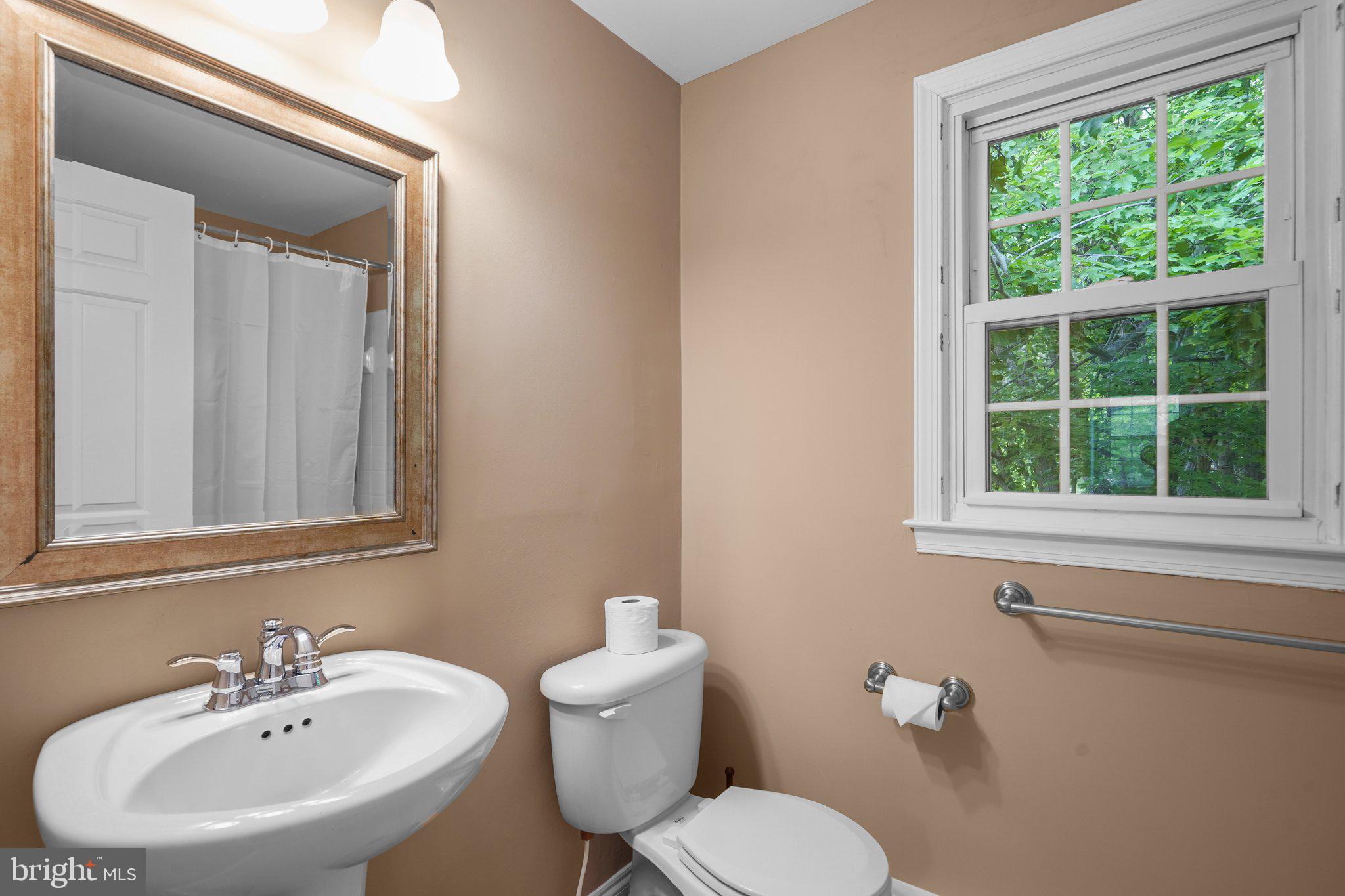 22110 Goshen School Road Gaithersburg, MD 20882 - Photo 32 of 45