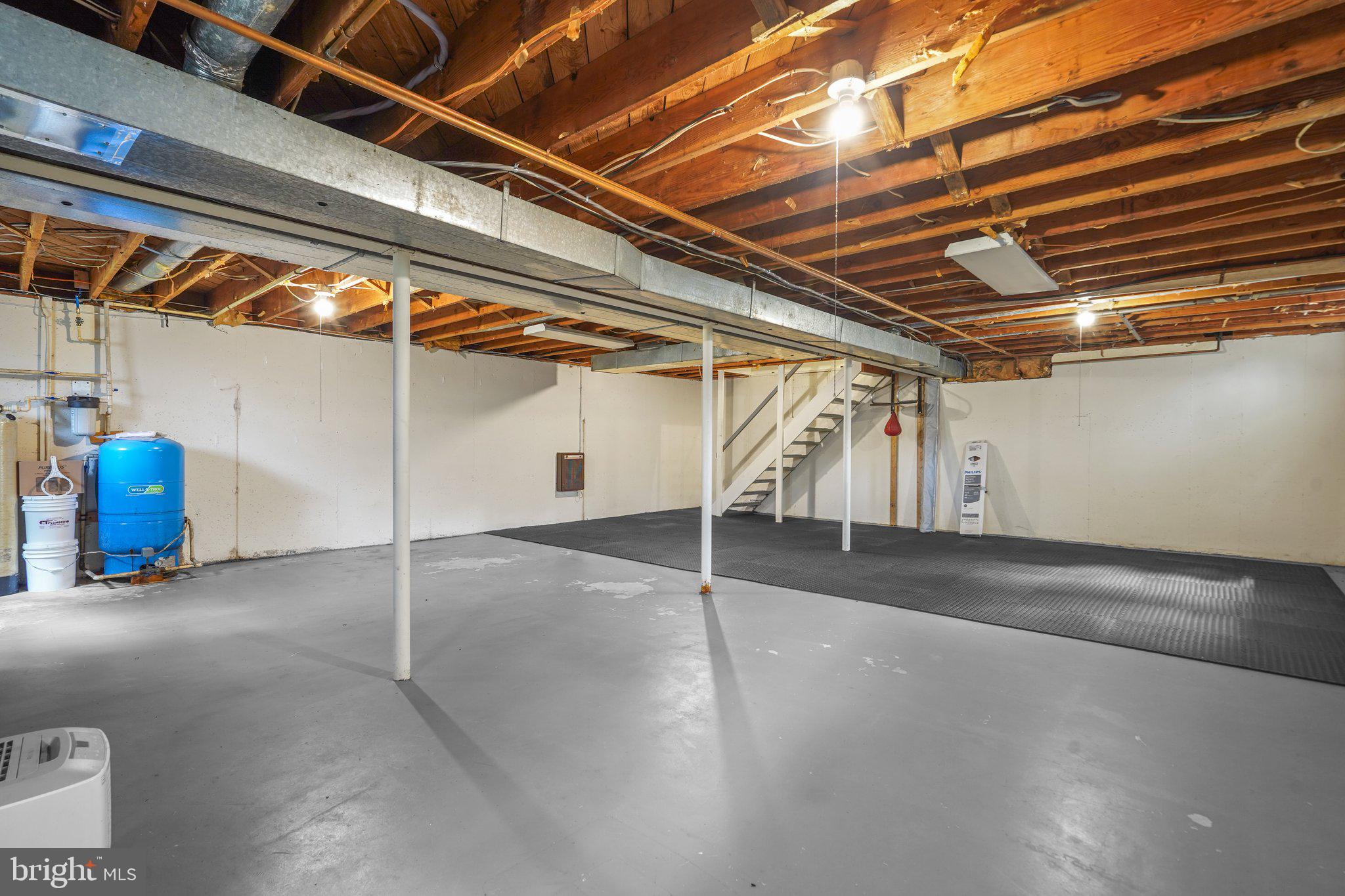 22110 Goshen School Road Gaithersburg, MD 20882 - Photo 36 of 45