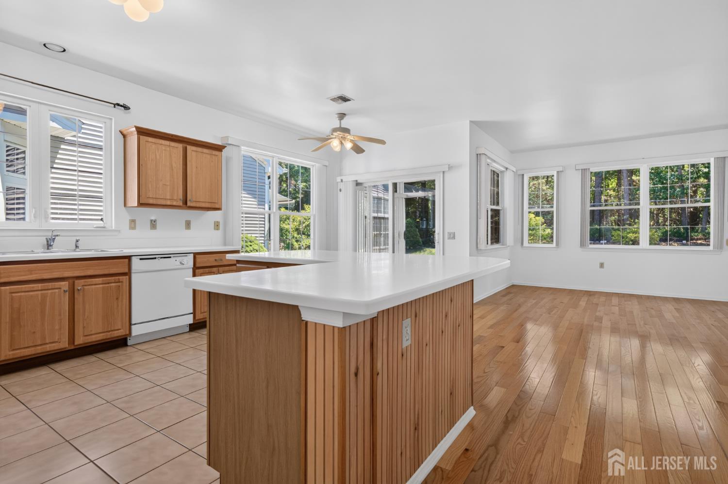 20 Valley Stream Place Barnegat, NJ 08005 - Photo 20 of 37