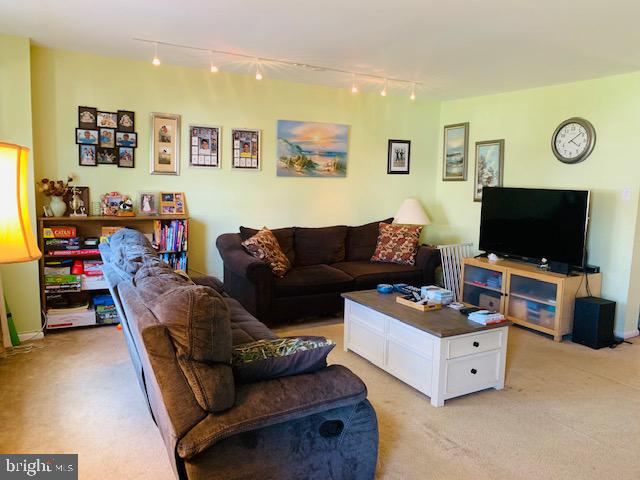 5226 Leeward Road Bensalem, PA 19020 - Photo 3 of 19 Gallery Image 3