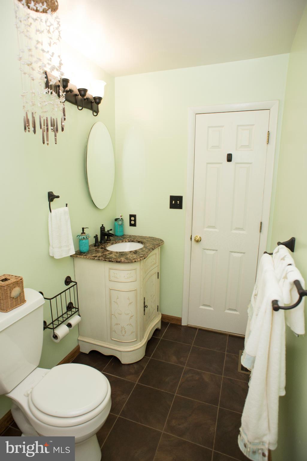 9517 Old Solomons Island Road Owings, MD 20736 - Photo 22 of 30 Bath