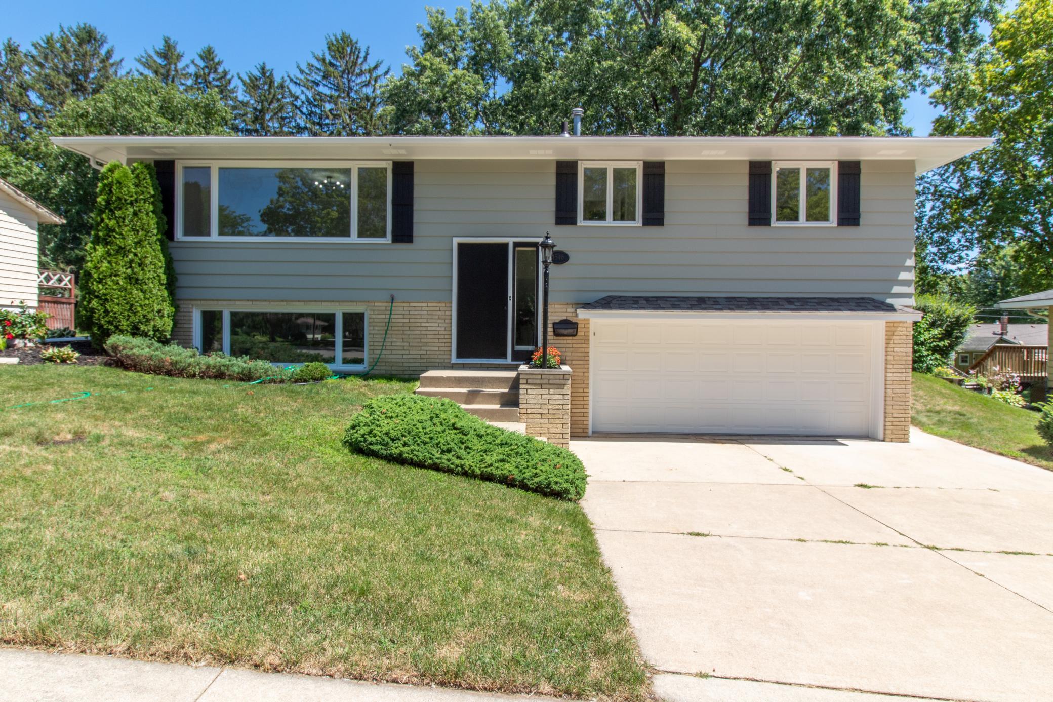 1546 5th Avenue Northeast Rochester, MN 55906 - Photo 1 of 1