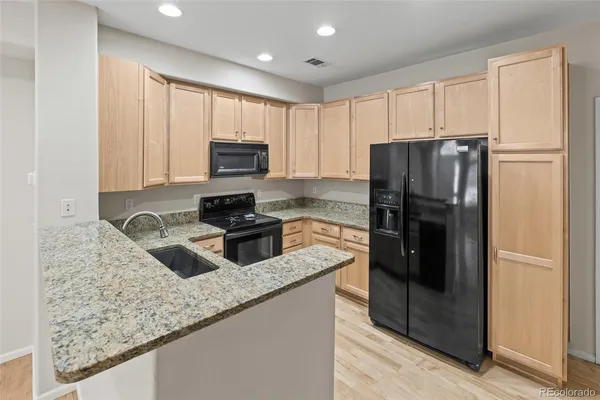 $425,000 | 8399 Stonybridge Circle, Highlands Ranch, CO 80126