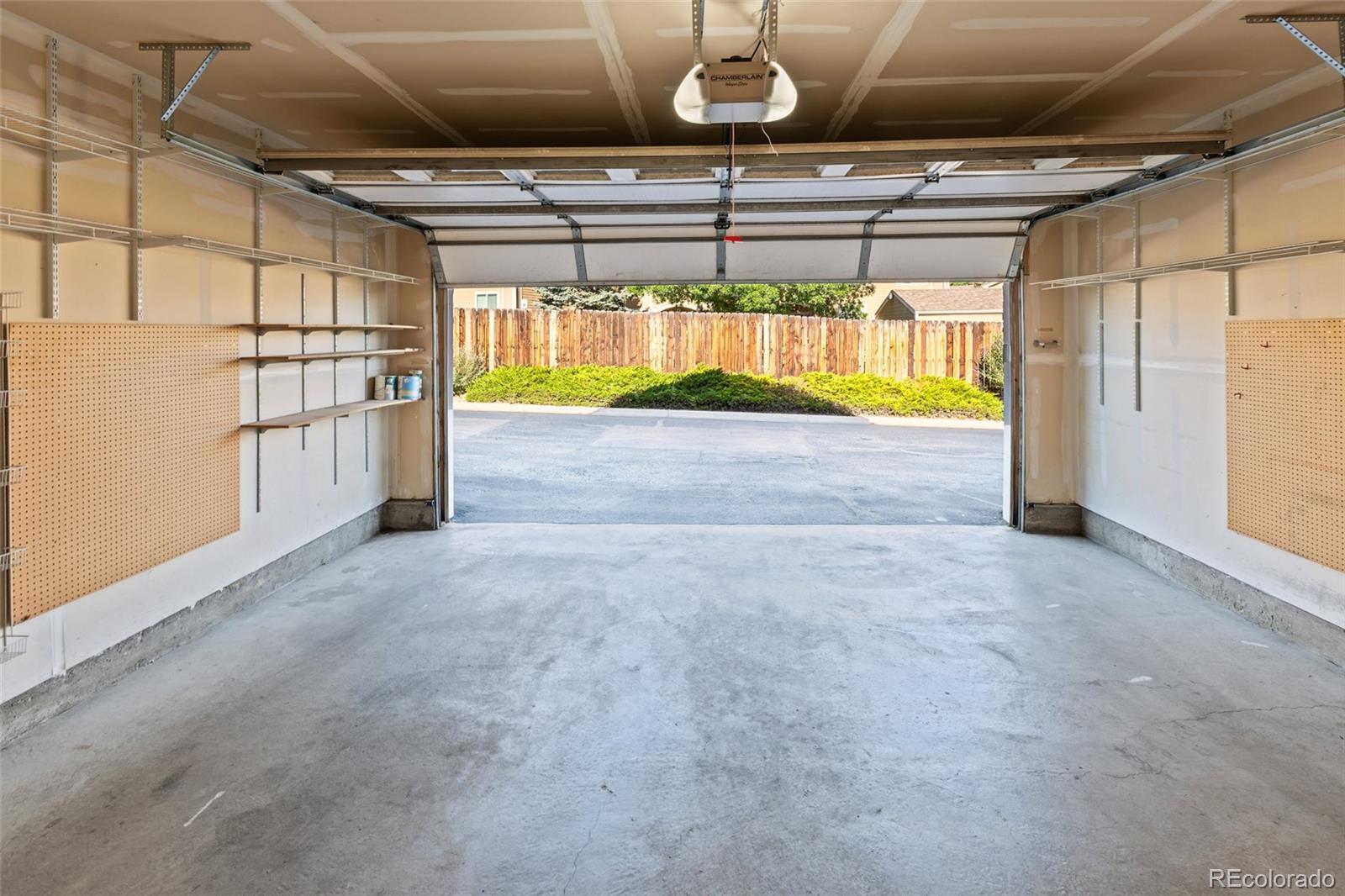 8399 Stonybridge Circle Highlands Ranch, CO 80126 - Photo 31 of 34