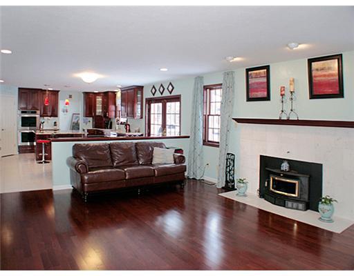 1120 Mohawk Road McDonald, PA 15057 - Photo 6 of 18 Family Room. Alternate view of the family room into the kitchen - an entertainers dream!