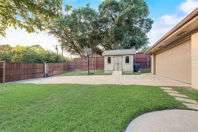 $6,100 | 14077 Brookridge Drive, Dallas, TX 75240