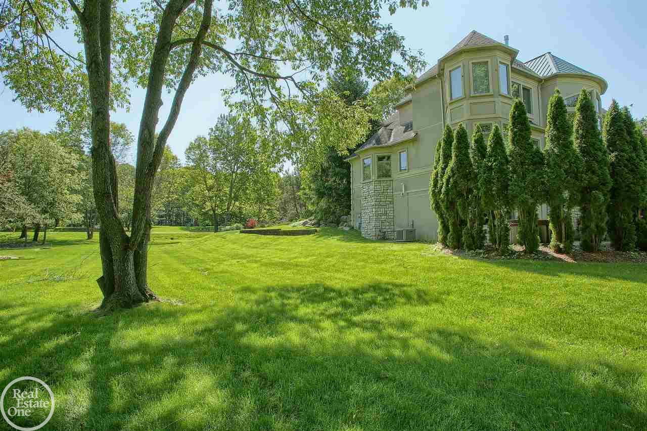 70901 Carnegie Lane Romeo, MI 48065 - Photo 11 of 51
