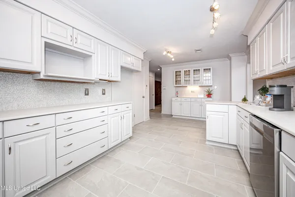 $649,000 | 110 Simon Boulevard, Ocean Springs, MS 39564
