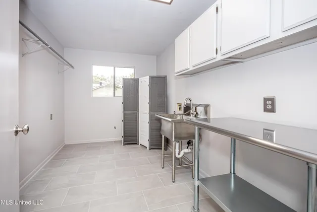 $669,000 | 110 Simon Boulevard, Ocean Springs, MS 39564