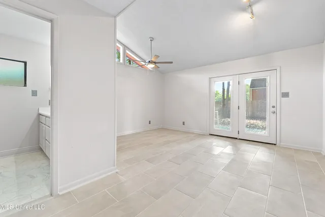 $669,000 | 110 Simon Boulevard, Ocean Springs, MS 39564