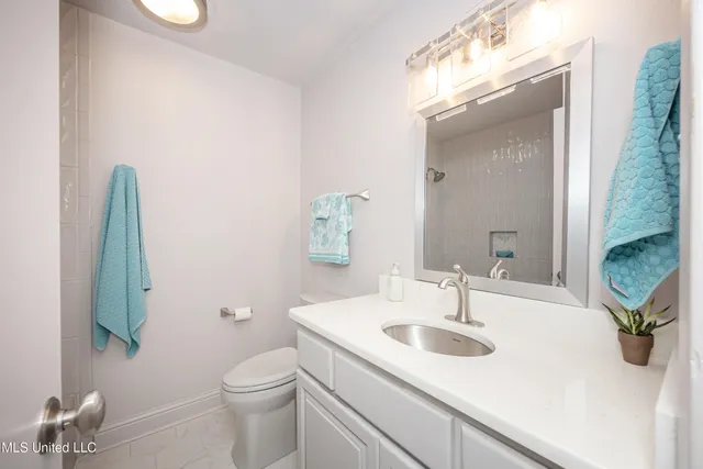 $669,000 | 110 Simon Boulevard, Ocean Springs, MS 39564