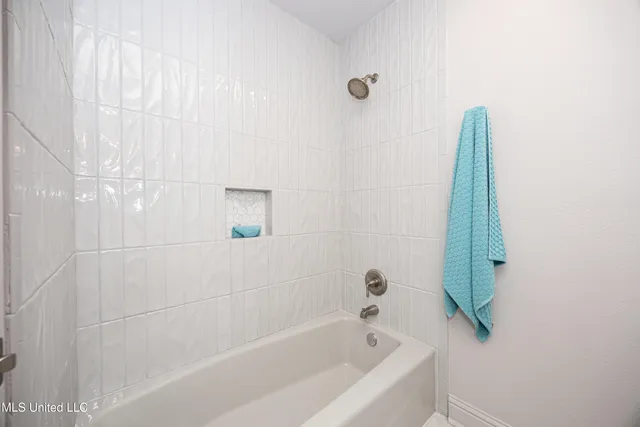 $669,000 | 110 Simon Boulevard, Ocean Springs, MS 39564