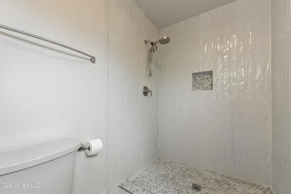 $649,000 | 110 Simon Boulevard, Ocean Springs, MS 39564
