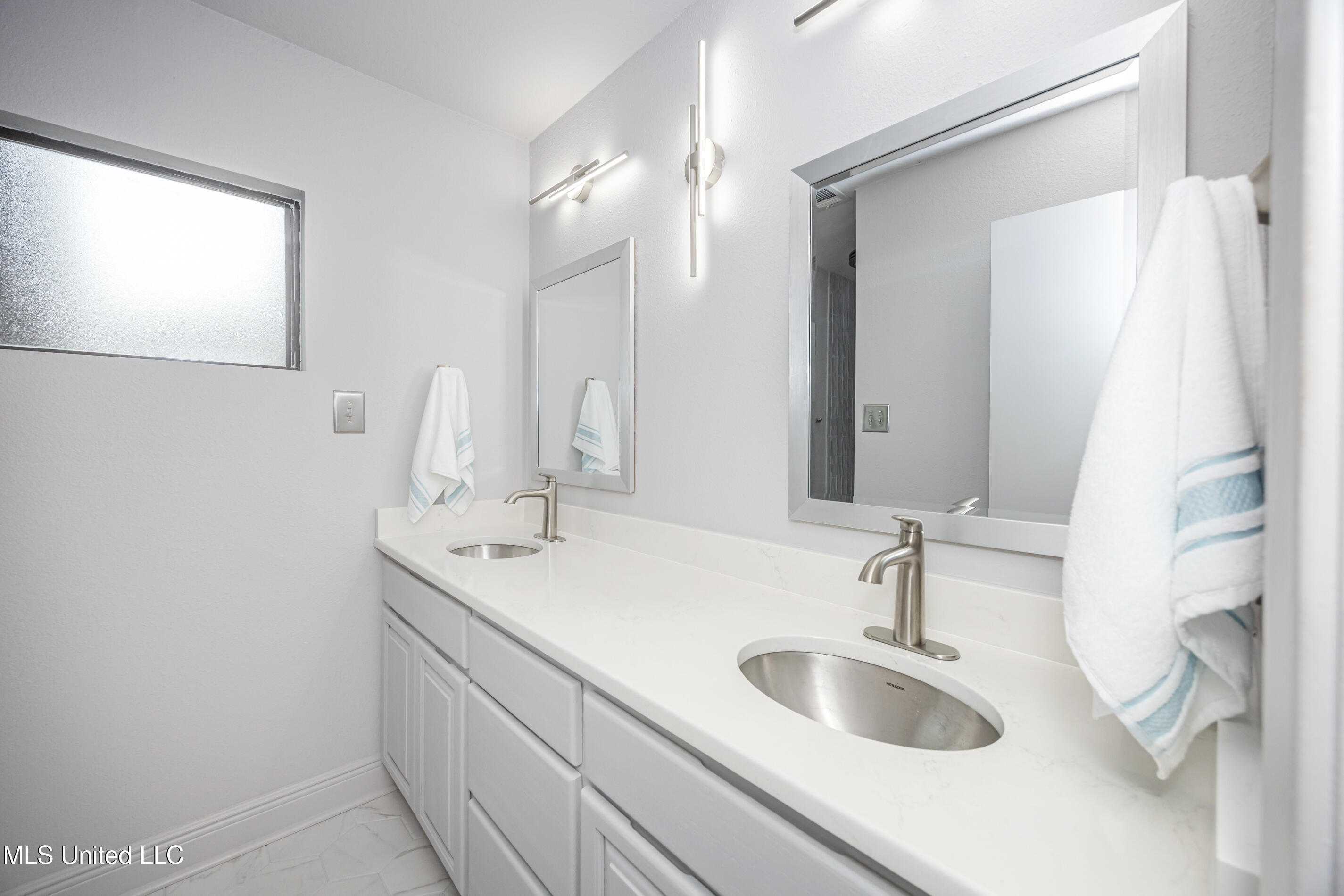 110 Simon Boulevard Ocean Springs, MS 39564 - Photo 43 of 73 IMG_3515