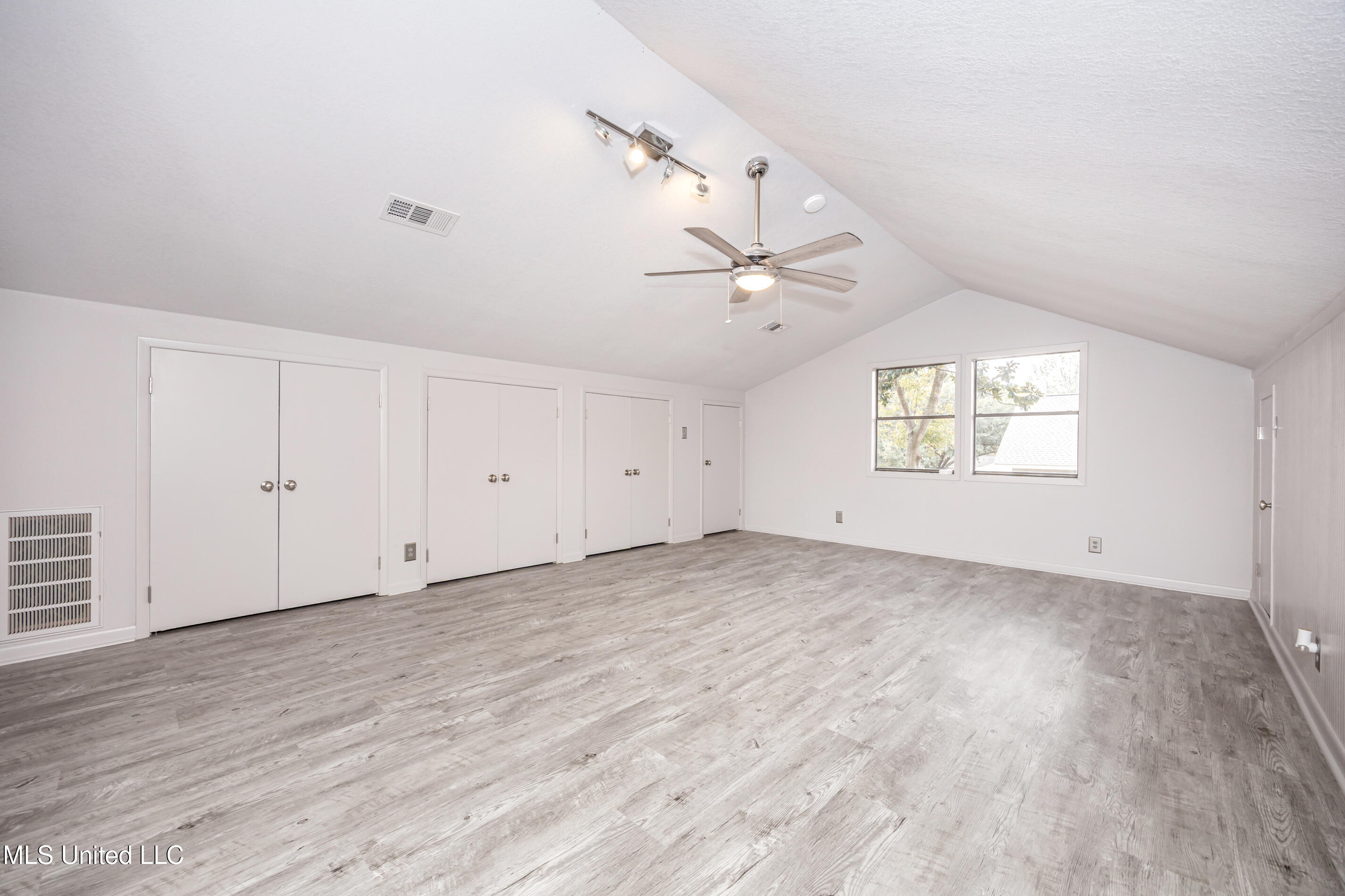 110 Simon Boulevard Ocean Springs, MS 39564 - Photo 54 of 73 IMG_3530