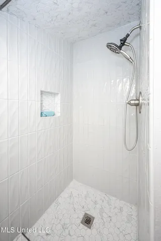 $669,000 | 110 Simon Boulevard, Ocean Springs, MS 39564