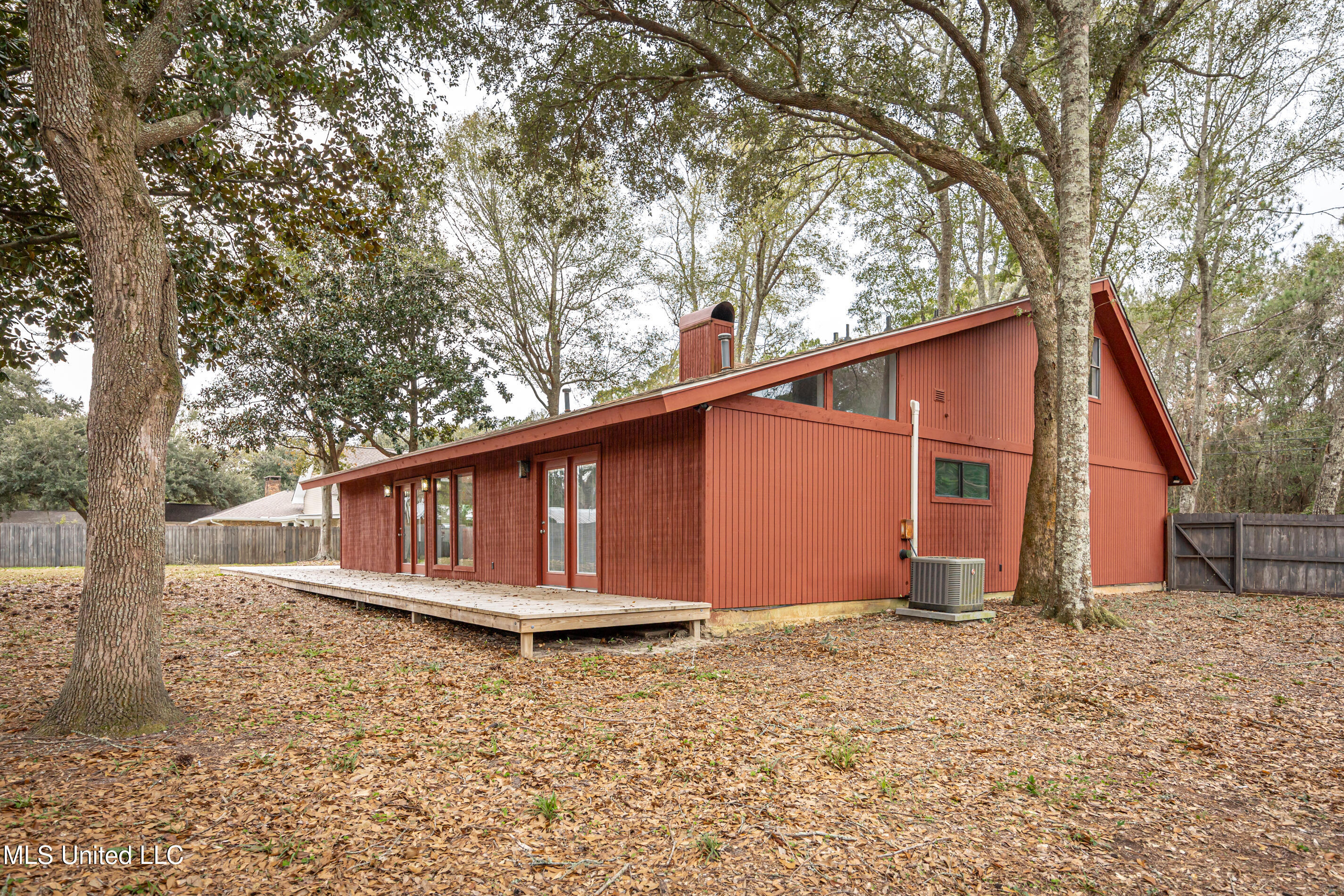 110 Simon Boulevard Ocean Springs, MS 39564 - Photo 64 of 73 IMG_3556