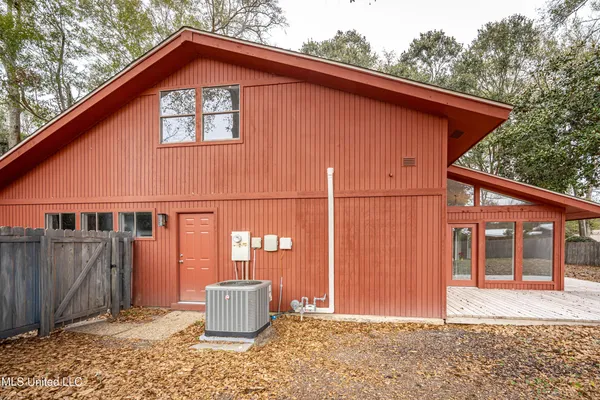 $649,000 | 110 Simon Boulevard, Ocean Springs, MS 39564