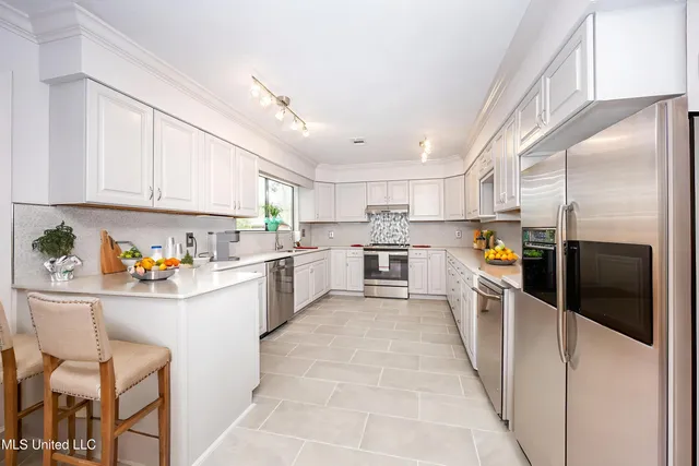 $669,000 | 110 Simon Boulevard, Ocean Springs, MS 39564