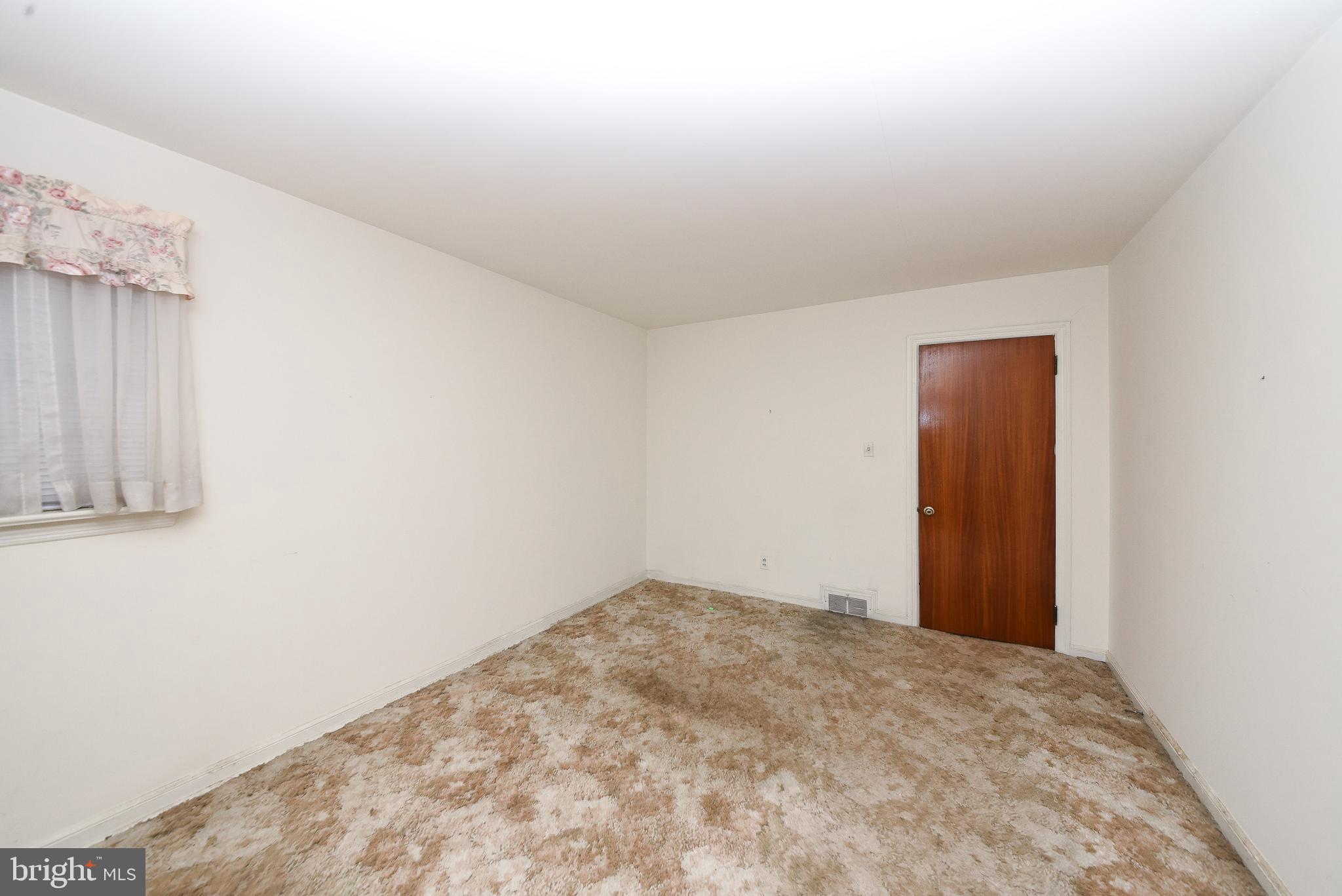 1 Sunnyside Lane Yardley, PA 19067 - Photo 18 of 39 a view of empty room