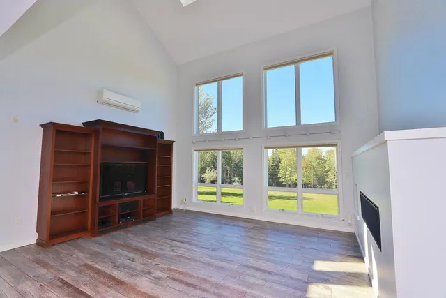 $699,900 | 47 Balsam Drive, Holden, ME 04429