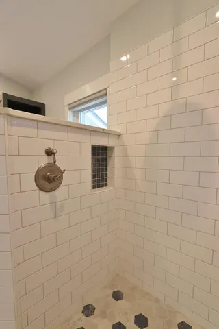 $699,900 | 47 Balsam Drive, Holden, ME 04429