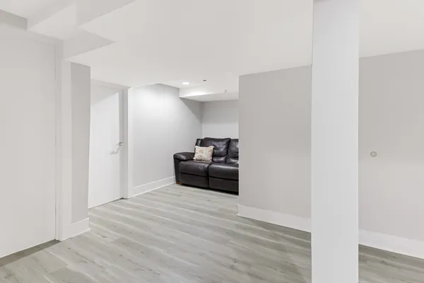 $699,900 | 3517 North Plainfield Avenue, Chicago, IL 60634