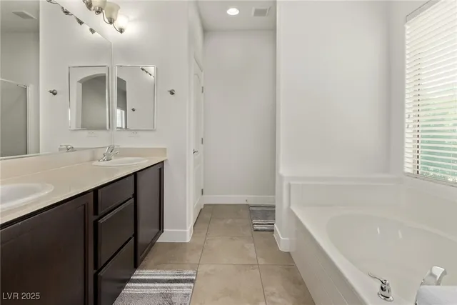 $500,000 | 2847 Glass Vine Court, Las Vegas, NV 89117