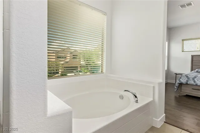 $500,000 | 2847 Glass Vine Court, Las Vegas, NV 89117