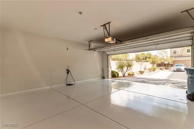 $500,000 | 2847 Glass Vine Court, Las Vegas, NV 89117