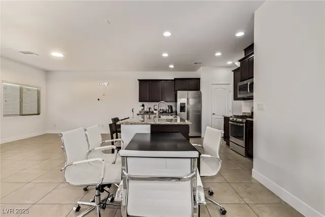 $500,000 | 2847 Glass Vine Court, Las Vegas, NV 89117