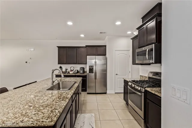 $500,000 | 2847 Glass Vine Court, Las Vegas, NV 89117