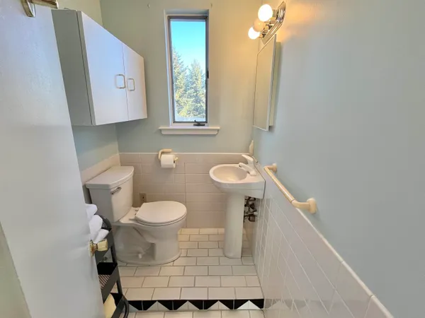 $3,800 | 1497 Ocean Boulevard, Unit 3, Rye, NH 03870