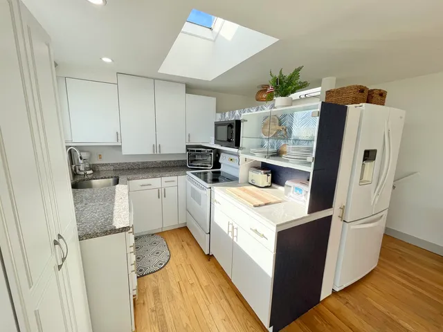 $3,800 | 1497 Ocean Boulevard, Unit 3, Rye, NH 03870