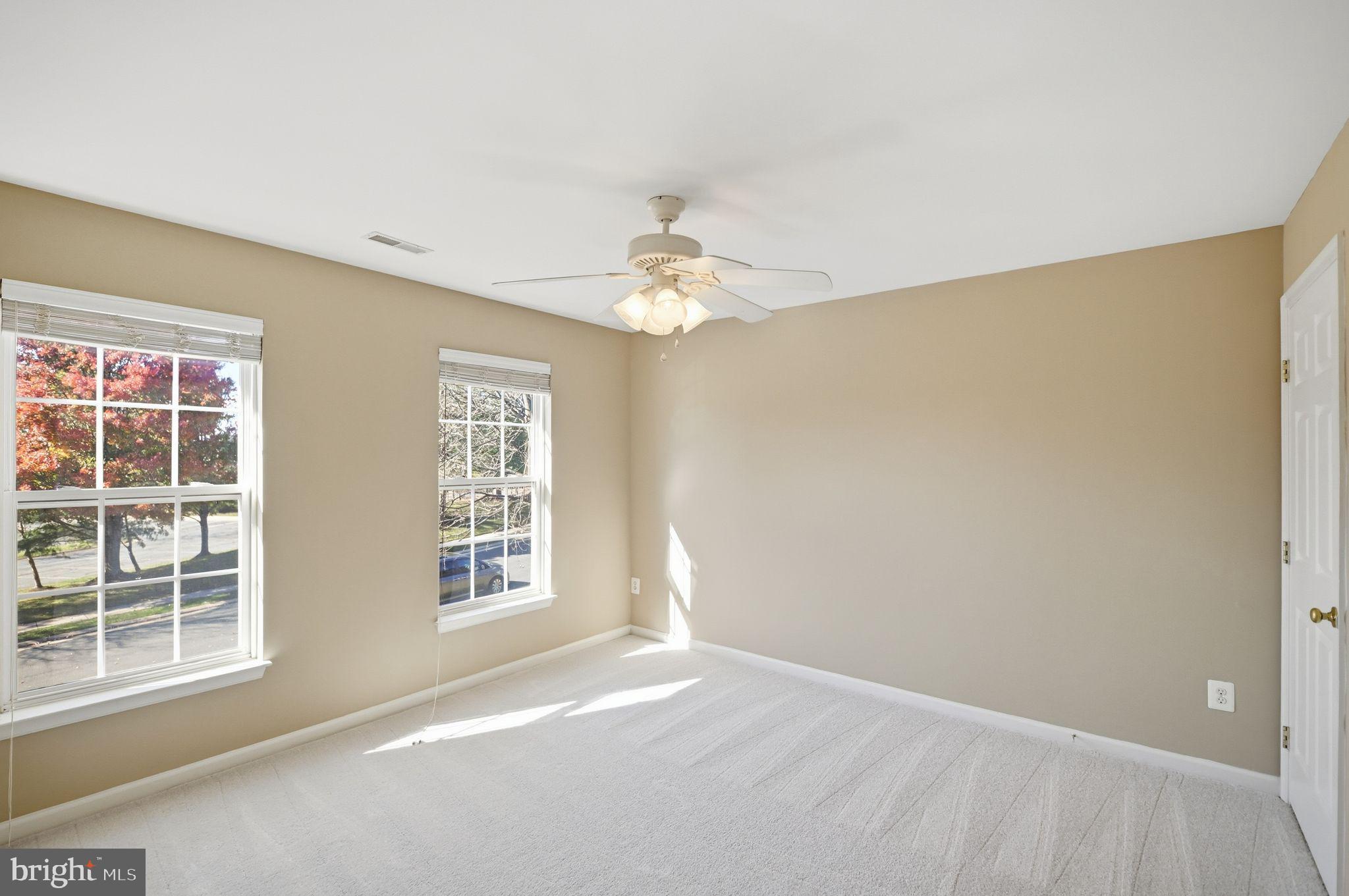 6837 Rathbone Place Gainesville, VA 20155 - Photo 26 of 44 Bedroom 4